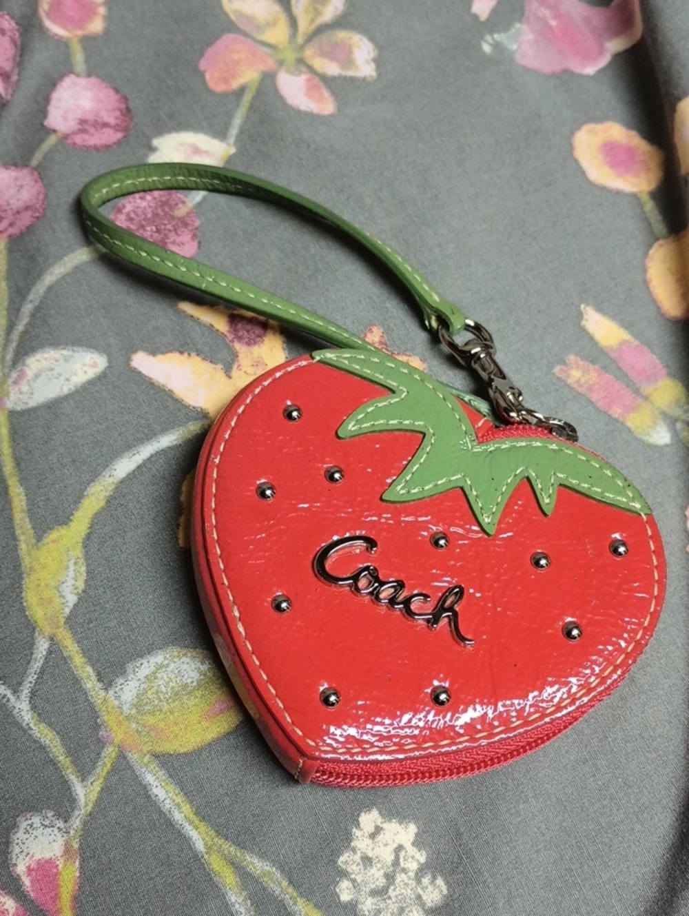 Vintage Coach Strawberry Leather Coin Purse Key Ring Bag Charm F60881 Y2K Rare